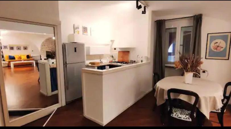 Apartment Casa Di Ermy A Chiaia Naples